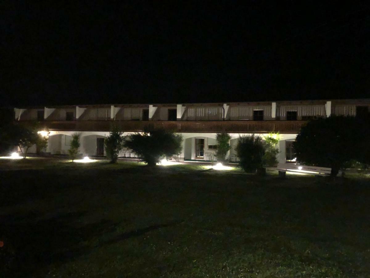 Paga Hotel Aidenbach エクステリア 写真