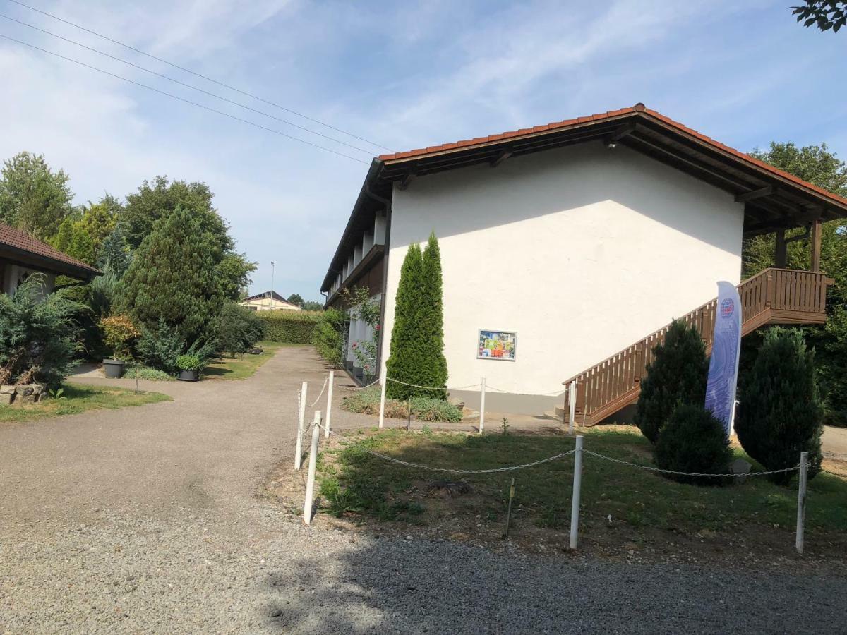Paga Hotel Aidenbach エクステリア 写真