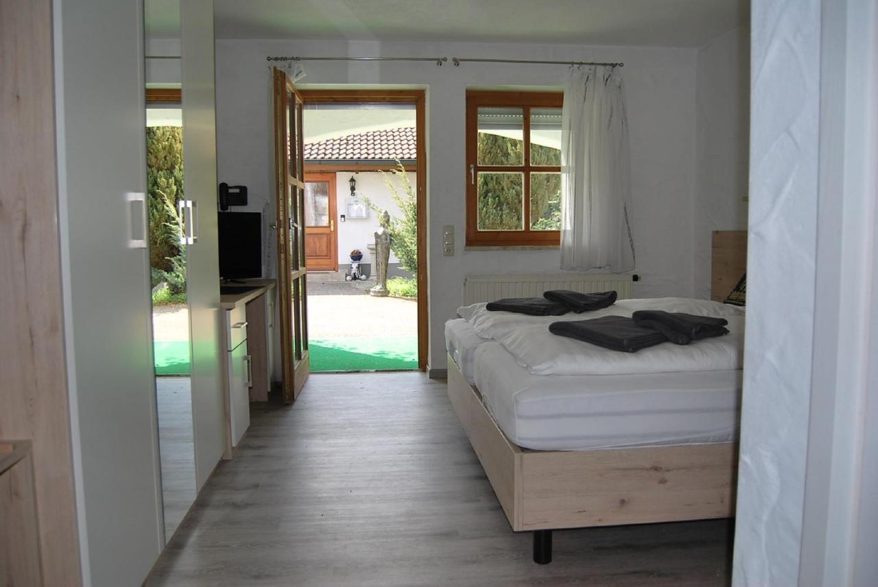 Paga Hotel Aidenbach エクステリア 写真