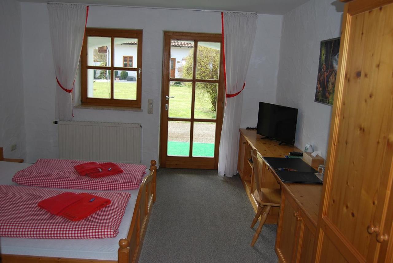Paga Hotel Aidenbach エクステリア 写真